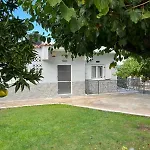 H&v * Paralia Avlidhos