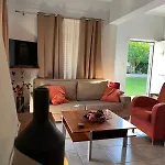 H&v Villa *