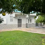 H&v * Paralia Avlidhos