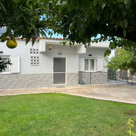 H&v * Paralia Avlidhos