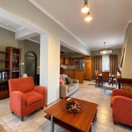 H&v Villa Paralia Avlidhos